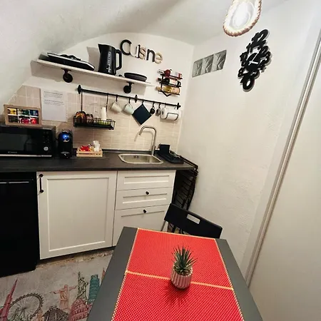 Cantovi Apartment Bari