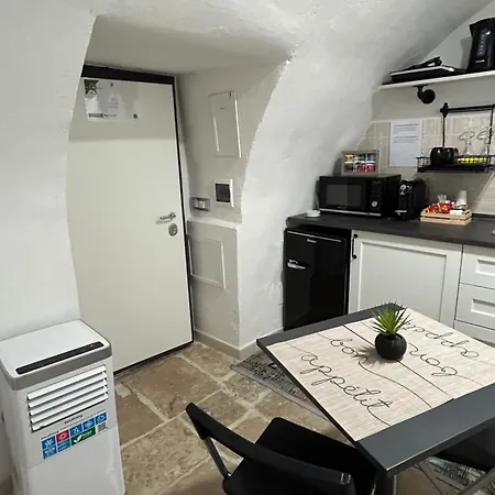 Cantovi Apartment Bari