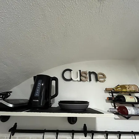 Cantovi Apartment